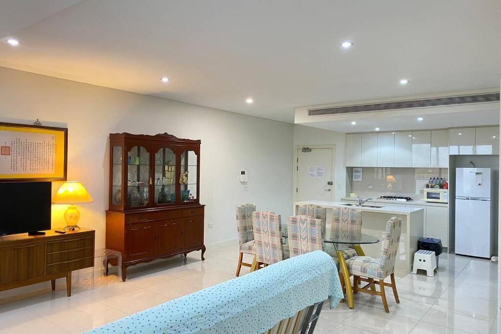 Apartment 悉尼著名華人区 宝活 Burwood 高級公寓